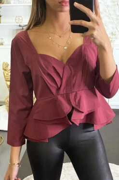 Blouse Bordeaux Péplum à Col Et Dos Plongeant.