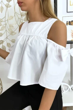 Blouse Crop Top Blanche Avec Noeuds -Promos Raffinoux Boutique blouse crop top blanche avec noeuds 3
