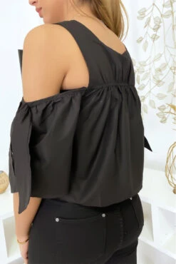 Blouse Crop Top Noir Avec Noeuds -Promos Raffinoux Boutique blouse crop top noir avec noeuds 4