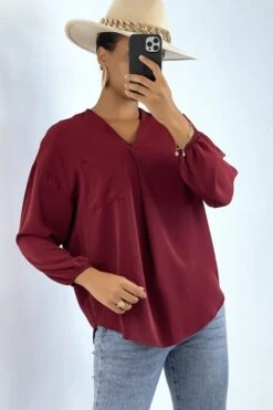 Blouse Fluide Bordeaux Avec Poche Sur L'avant