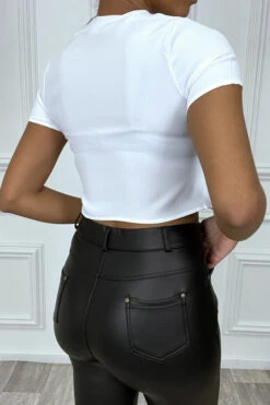 Crop Top Blanc En Col V à Lacets -Promos Raffinoux Boutique crop top blanc en col v a lacets 1