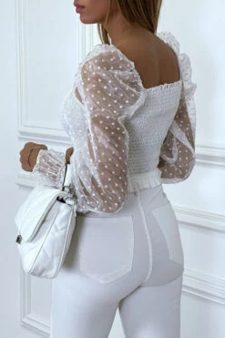 Crop Top Blanc Plissé à élastique Et Manches En Tulle Bouffantes Plumetis -Promos Raffinoux Boutique crop top blanc plisse a elastique et manches en tulle bouffantes plumetis 2