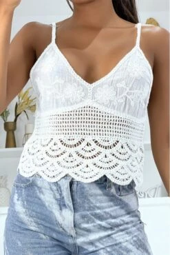 Débardeur Blanc En Coton Avec Joli Motif Brodé En Dentelle -Promos Raffinoux Boutique debardeur blanc en coton avec joli motif brode en dentelle 2