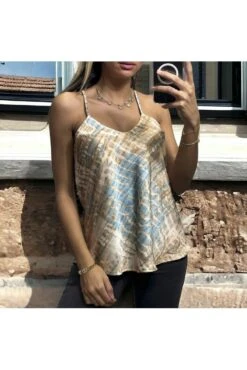 Débardeur Satiné Avec Joli Motif Taupe -Promos Raffinoux Boutique debardeur satine avec joli motif taupe 2