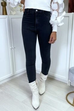 Jean Slim Bleu Marine à Poches Arrières -Promos Raffinoux Boutique jean slim bleu marine a poches arrieres 2