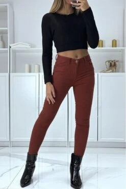 Jean Slim Cognac Extensible Avec Poches Et Fermeture Zip