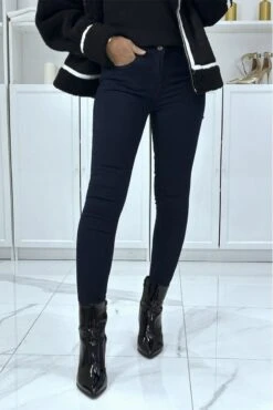 Jean Slim Marine Extensible Avec Poches Et Fermeture Zip -Promos Raffinoux Boutique jean slim marine extensible avec poches et fermeture zip 2