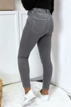 Jeans Gris En Taille Haute Très Extensible Avec Poches -Promos Raffinoux Boutique jeans gris en taille haute tres extensible avec poches 5