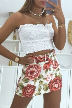 Jupe Short Beige Et Verte Courte Fleurie à Ceinture Hyper Tendance Et Glamour -Promos Raffinoux Boutique jupe short beige et verte courte fleurie a ceinture hyper tendance et glamour 2