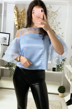 Top Bleu Satiné Avec Manches Volante Et Buste En Tulle -Promos Raffinoux Boutique top bleu satine avec manches volante et buste en tulle 3