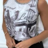 Top Debardeur Gris Avec Illustration