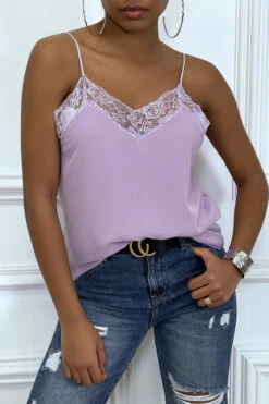 Top Débardeur Lila Fine Bretelles Col En Dentelle -Promos Raffinoux Boutique top debardeur lila fine bretelles col en dentelle 2